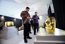 Photo of Kunjungi Museum Daerah, Mas Dhito Ingin Pulangkan Prasasti Harinjing Asli