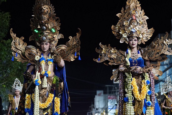 Photo of Romansa Sekartaji Menyala di APEKSI Nite Carnival 2025