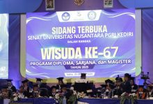 Photo of UNP Kediri Cetak Lulusan Berprestasi, Dua Wisudawan Torehkan IPK Nyaris Sempurna