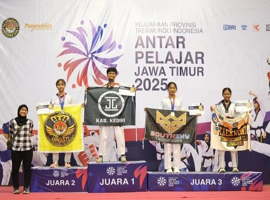 Photo of Berkat Latihan Intensif, Taekwondo Kediri Borong Medali di Kejurprov Jatim 2025