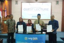 Photo of UNP Kediri Hadirkan Akademisi Malaysia, Bahas Aksara dan Identitas Bangsa Asia Tenggara