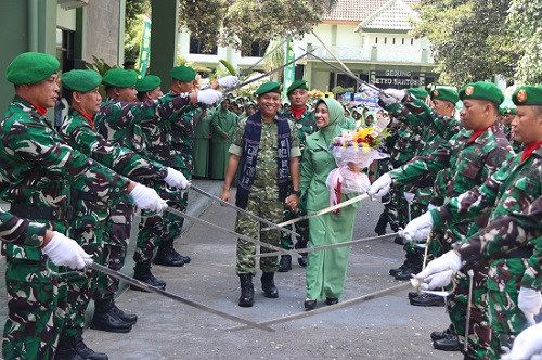 Photo of Kodim 0809/Kediri Gelar Tradisi Lepas Sambut Dandim
