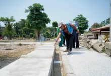 Photo of Tingkatkan Kenyamanan dan Keamanan Pengunjung, Pemkab Kediri Rehabilitasi Taman Kilisuci