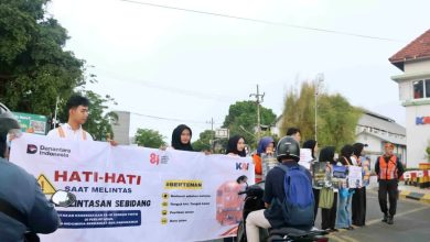 Photo of Peringati Hari Sumpah Pemuda ke-98, KAI Daop 7 Madiun Gelar Sosialisasi Keselamatan Perjalanan KA