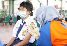 Photo of Siswa SMP di Kota Kediri Mulai Jalani Vaksinasi Covid-19