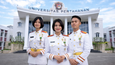Photo of Raih Prestasi, 3 Alumni SMAN 5 Taruna Brawijaya Kediri Resmi Sandang Gelar Dokter dari Unhan RI