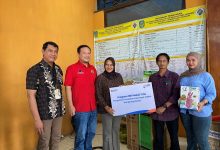 Photo of Bank Rakyat Indonesia Nganjuk Dukung Pengembangan UMKM, BRI Salurkan Bantuan Sarana Usaha untuk UMKM Mungkung Berseri