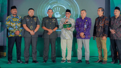 Photo of Diikuti Sejumlah Pejabat TNI, Tradisi Pembukaan Pendidikan di SMAN 5 Taruna Brawijaya Jawa Timur Dimulai
