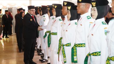 Photo of Bupati Kediri Kukuhkan 75 Paskibra Kabupaten Kediri