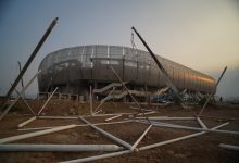 Photo of Gunakan 3 Crane Percepat Pemasangan Rangka Atap GDJ Yang Ditargetkan Selesai Akhir November