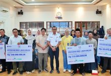 Photo of KAI Daop 7 Madiun Salurkan Bantuan TJSL Senilai Rp445 Juta untuk Fasilitas Pendidikan, Lingkungan, dan Sosial
